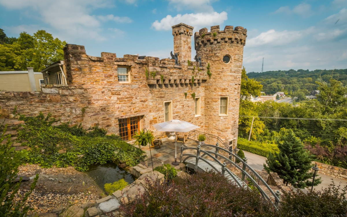 The Berkeley Castle, West Virginia Castles in America Castlesy