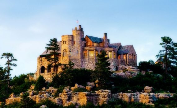 Cherokee Ranch and Castle Colorado