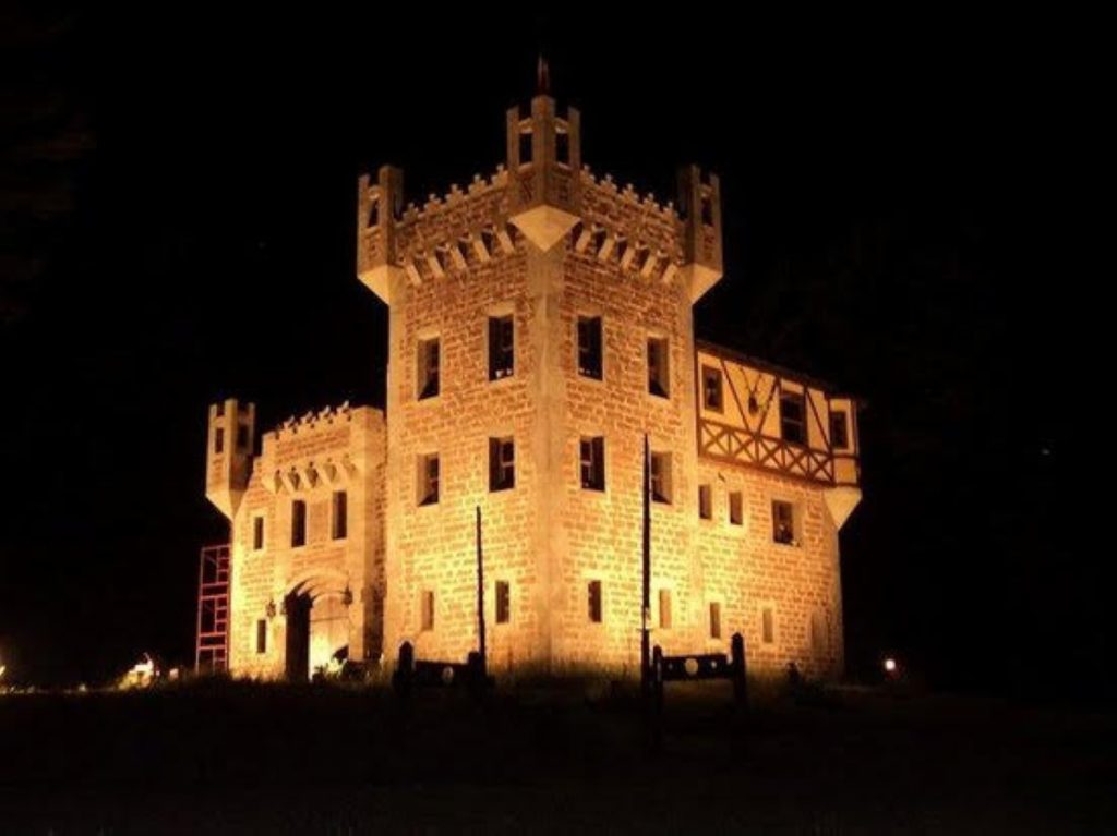 Kelleys Castle Wisconsin