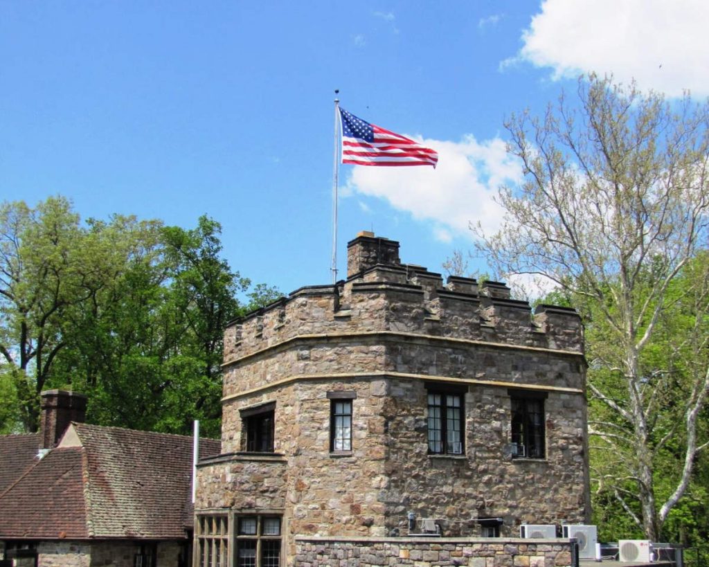 Stokesay Castle and The Knights Pub Pennsylvania