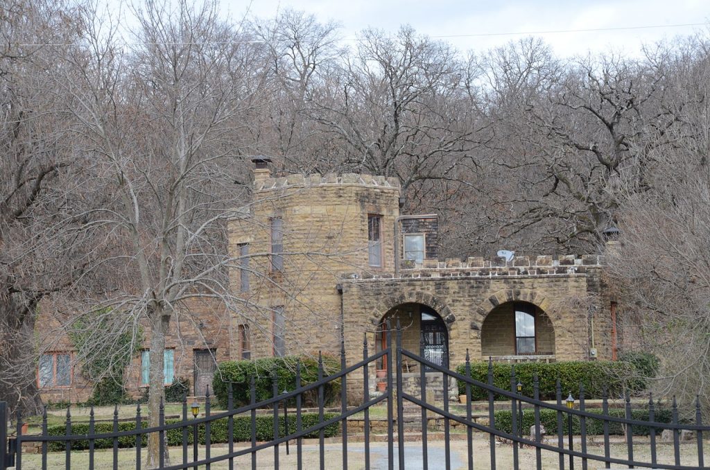 Reynolds Castle Cameron Oklahoma 1