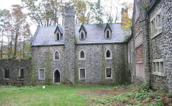 Dundas Castle Roscoe New York sml