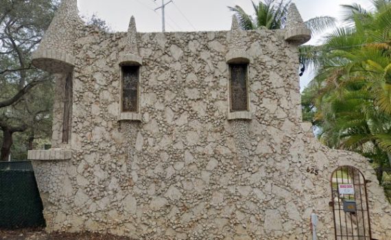 A Mini Fairytale Castle in Fort Lauderdale Florida 1