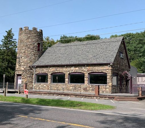 Storybrook Hollow Castle Cairo New York sml