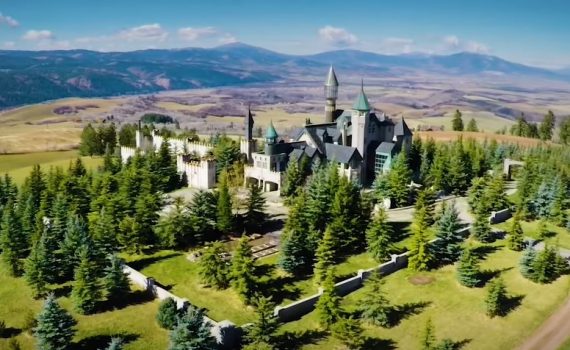 Bedford Heiner Castle - Wyoming